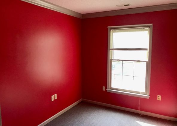 40 Colonial Square, Sylva, NC 28779